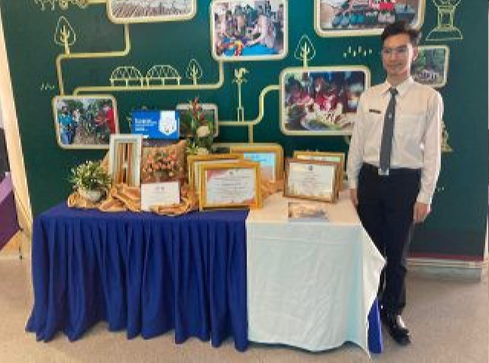 ม.นเรศวร ได้ส่งตัวแทนนิสิตเพื่อประเมินและพิจารณารางวัลนักศึกษาพระราชทาน ระดับอุดมศึกษา