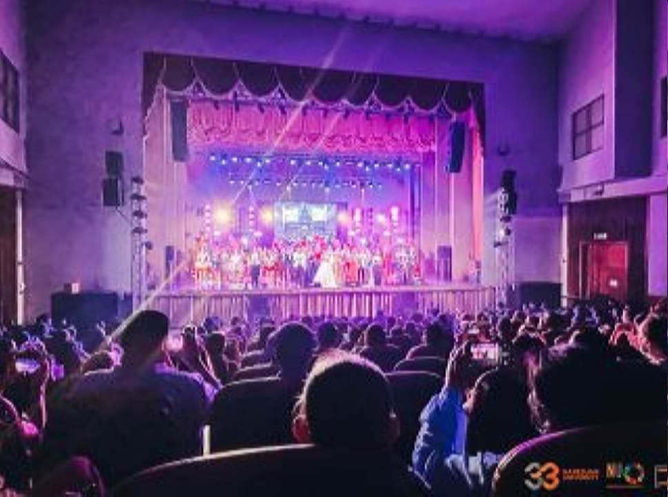 คอนเสิร์ตลูกทุ่งไม่มีแดดเทา – แสด บันเทิงศิลป์ ครั้งที่ 11 ตอน ว๊ายวาย2เค